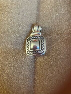 Sterling Silver Square Rope-Edge Pendant - Silver